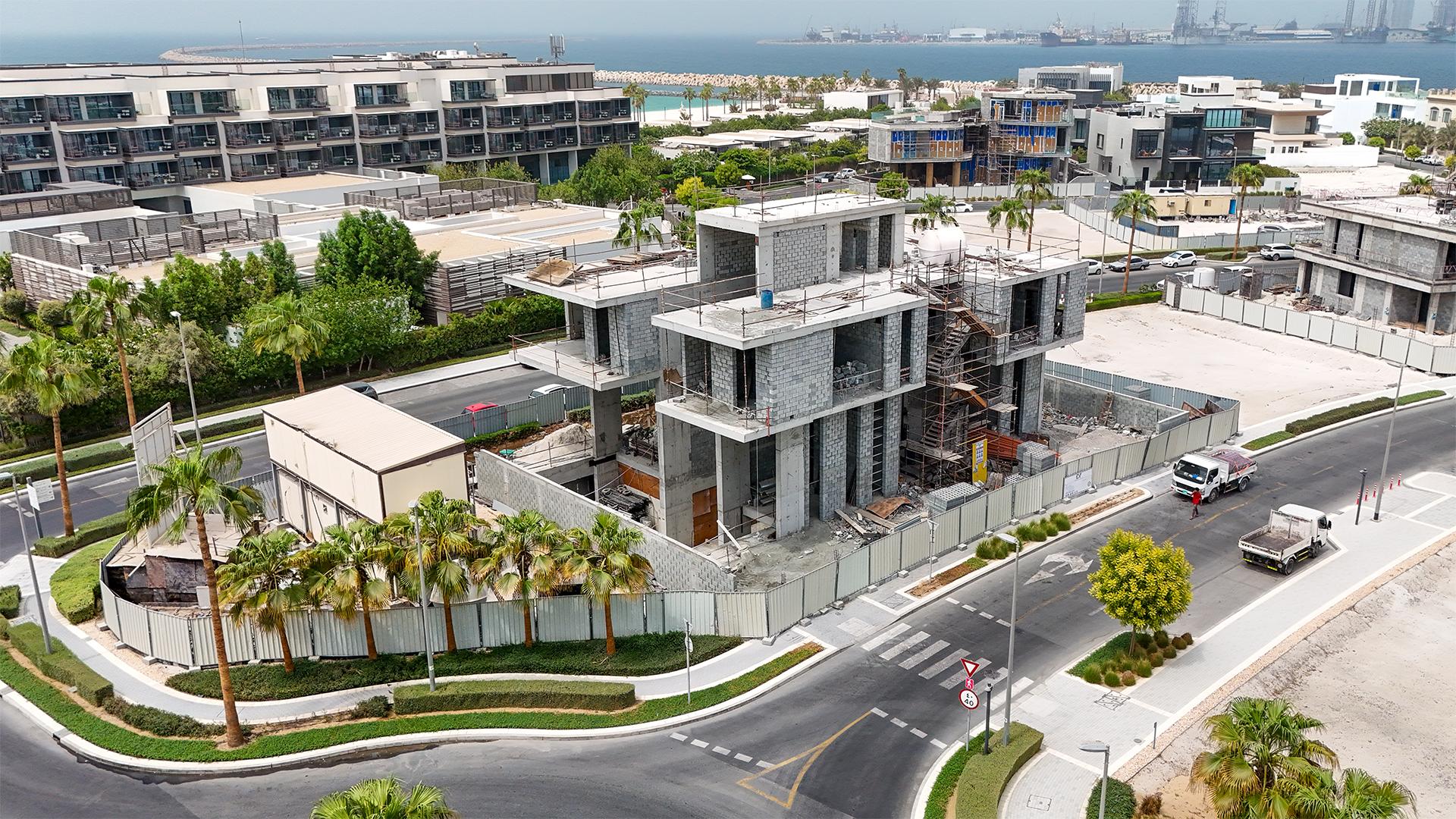 Trusted Villa Construction Experts Who Understand Your Vision